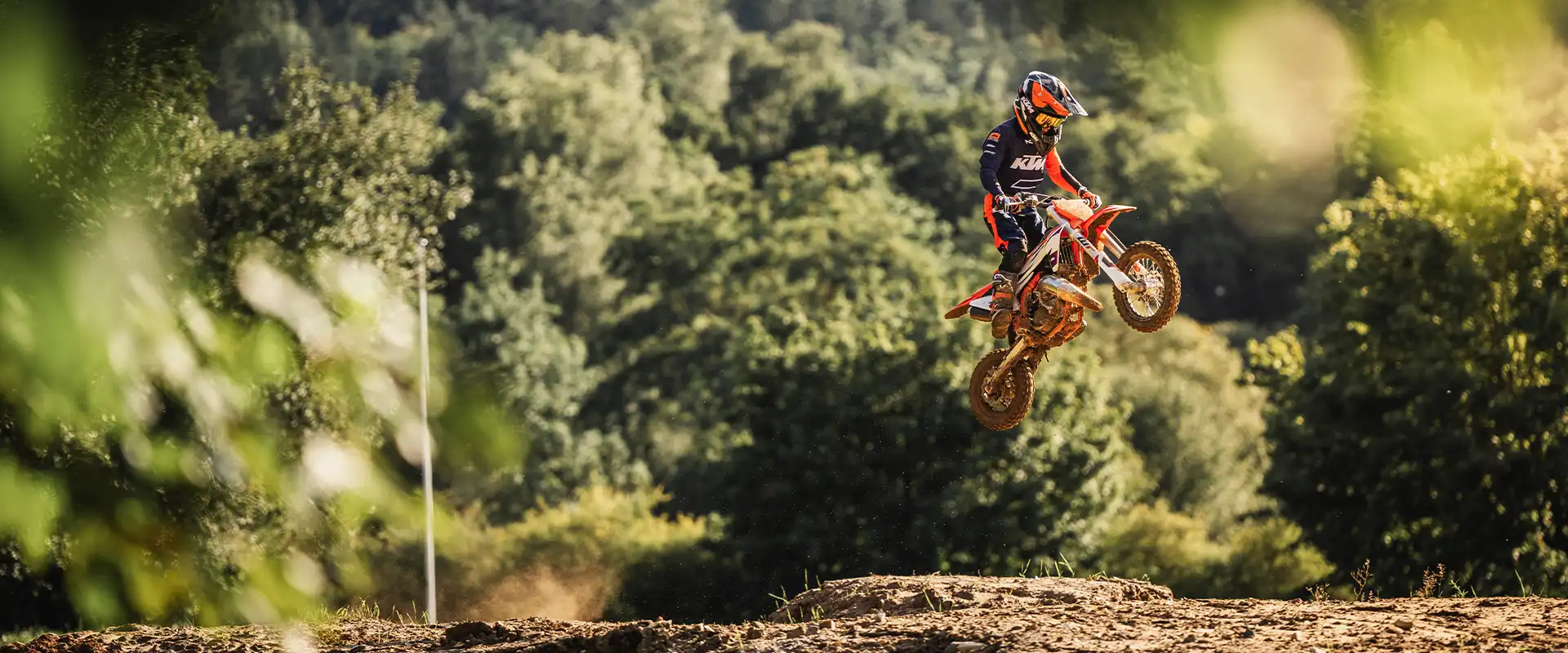 PHO_BIKE_DET_KTM-motocross-kids-50-sx-action-image-6_#SALL_#AEPI_#V1